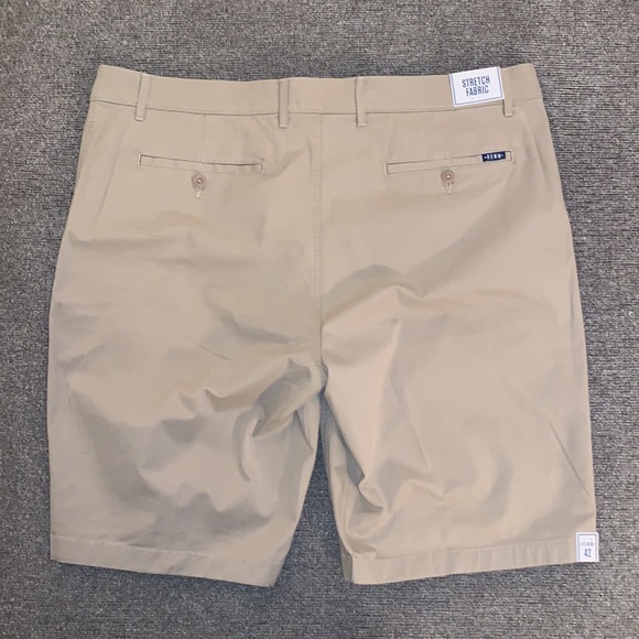 ROWM Shorts - Picture 2 of 5